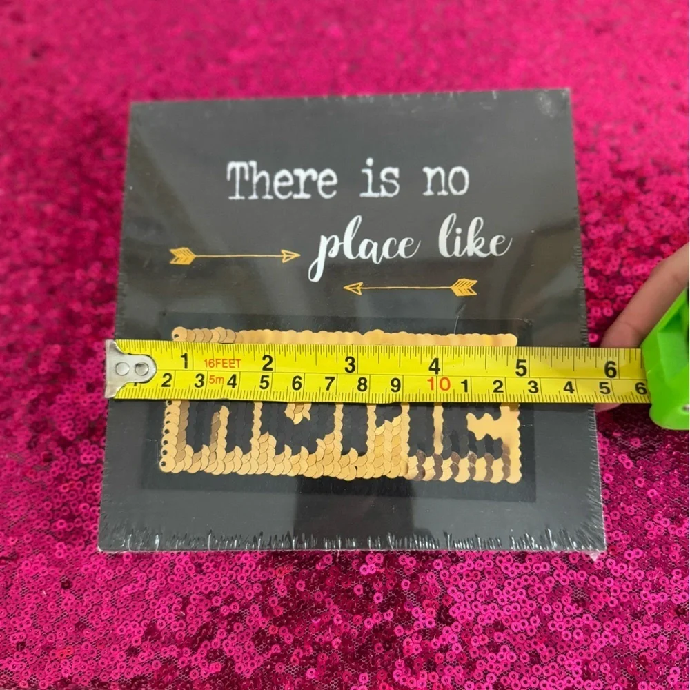 NEW w TAGS 🏷️ 3/for $15 🍒 “There Is No Place Like Home” Sequins Wall Plaque
